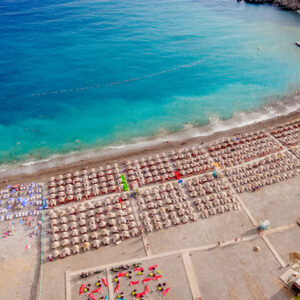 PLAZH 🏖️ RIVIERA E MALIT TE ZI 🚌 Nisje: • 22, 29, Qershor • 6, 13, 20, 27, Korrik • 10, 17, 31, Gusht