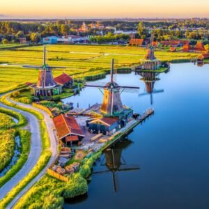 ✈️ AMSTERDAM • GIETHOORN 🌷 Nisje: • 28 Nëntor