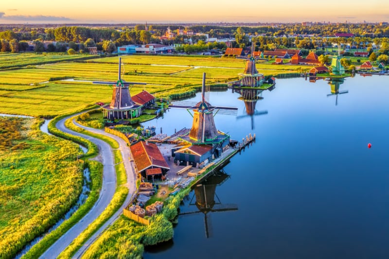 ✈️ AMSTERDAM • GIETHOORN 🌷 Nisje: • 28 Nëntor