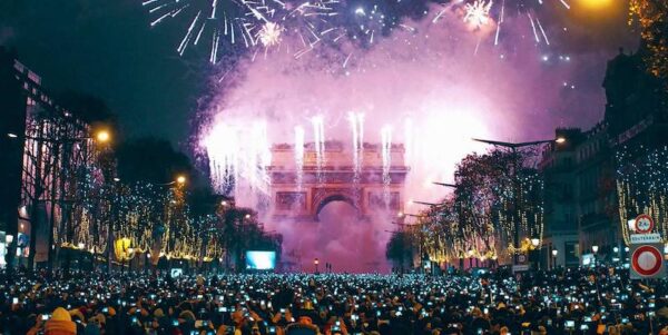 Festat ne PARIS dhe DISNEYLAND 🔸 4 Ditë (3 Netë) 🔸 Nisje 27 Nentor / 29 Nentor / 24 Dhjetor / 31 Dhjetor